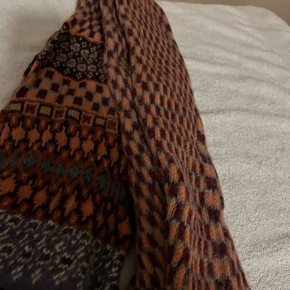 Emilime Alpaca Scarf - Picture 3 of 6